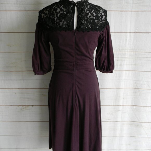 eShakti PURPLE DRESS W/BLACK LACE DETAIL SZ 2 FALL/WINTER - Picture 4 of 4